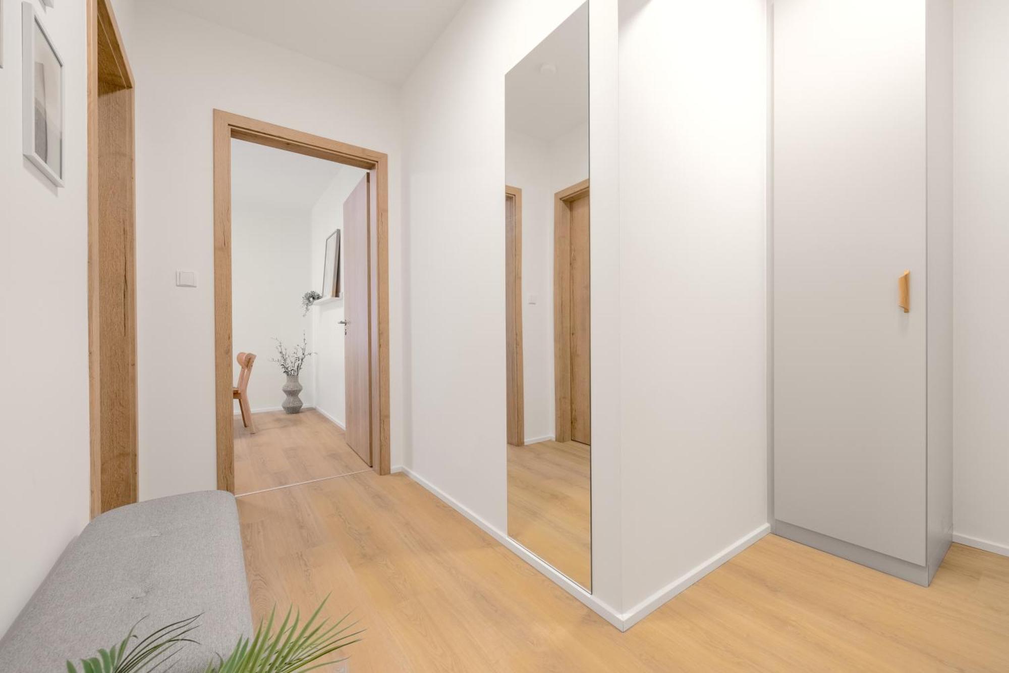 Bright 2Br - 5Th Floor, Balcony, Free Parking By Gravity Prague Apartment Exterior photo